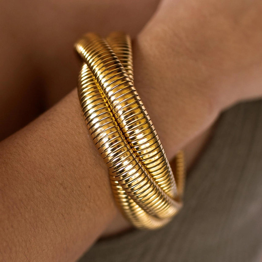 bangle bracelet in gold