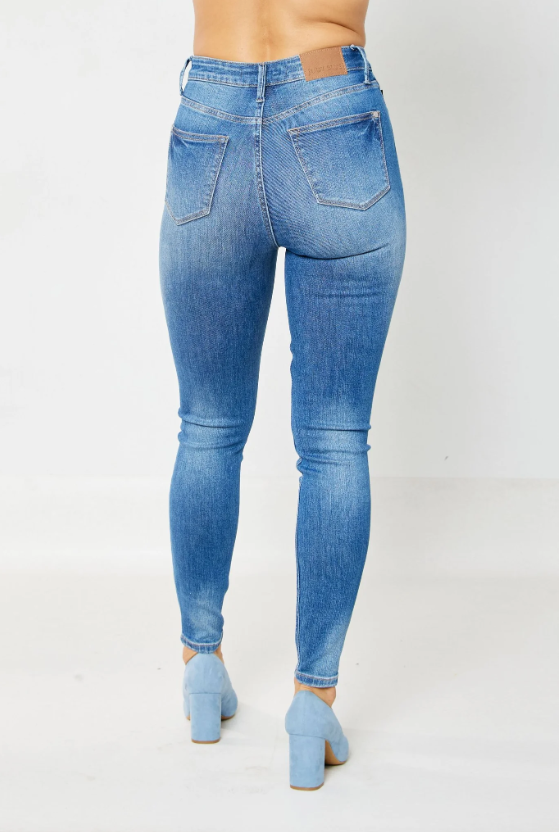 classic skinny fit judy blue jeans