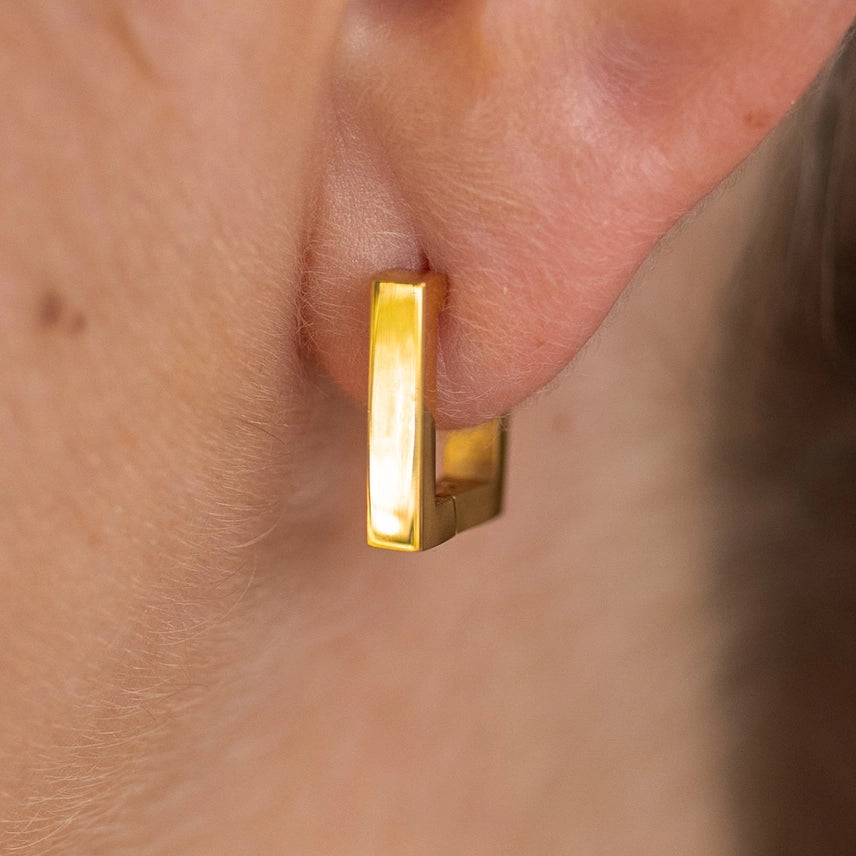 huggie earrings in gold