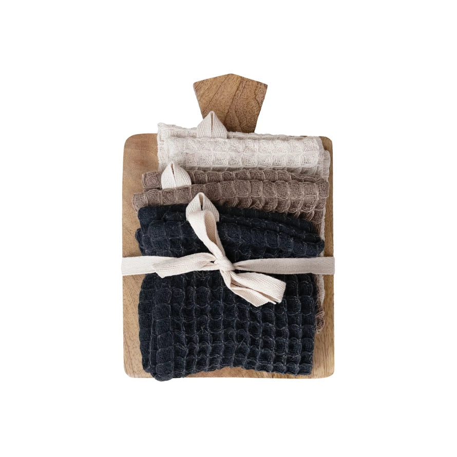 Stonewashed cotton waffle weave dish cloth and mango wood cheese board gift set – 4 pieces”